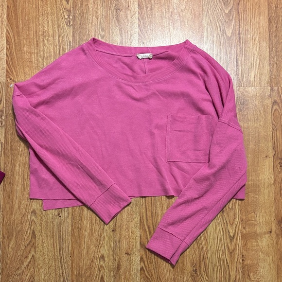 Altar'd State Tops - Altar'd State Pink Cropped top